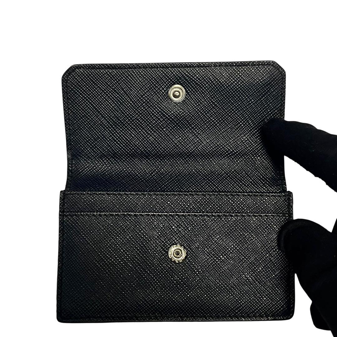 希少✨プラダ カードケース 名刺入れ サフィアーノレザー ロゴ金具 ネイビー