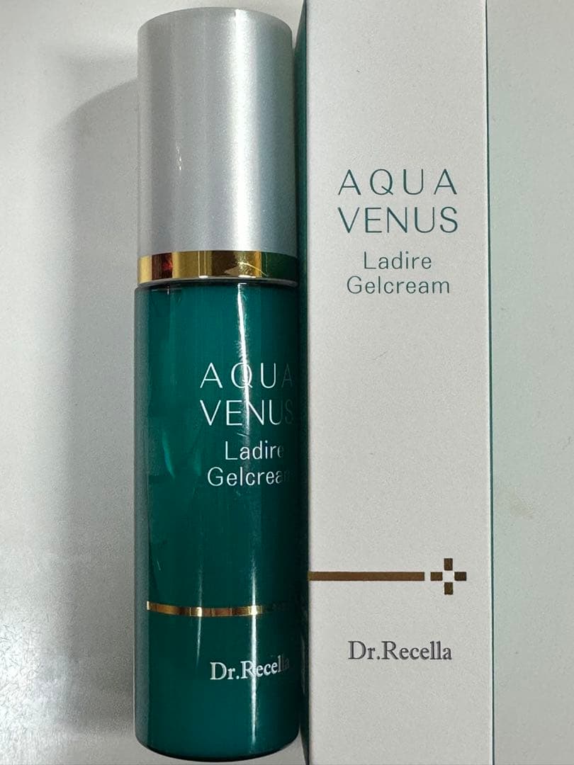 ■ドクターリセラ　ラディール ジェルクリーム　14,300 (税込) / 50g