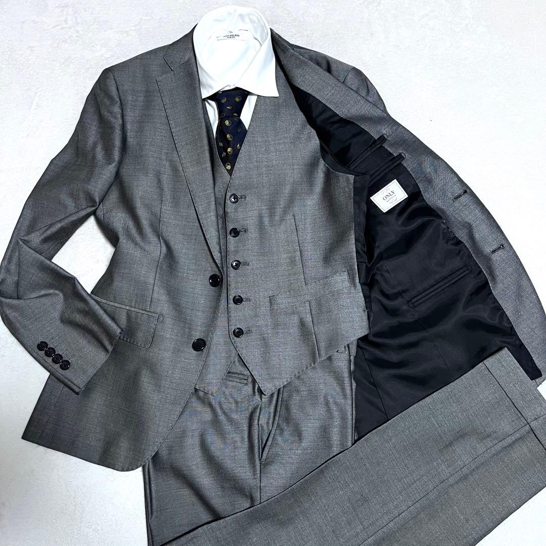 ONLY スーツ 3ピース シルバー シルク混 光沢あり サイズ36