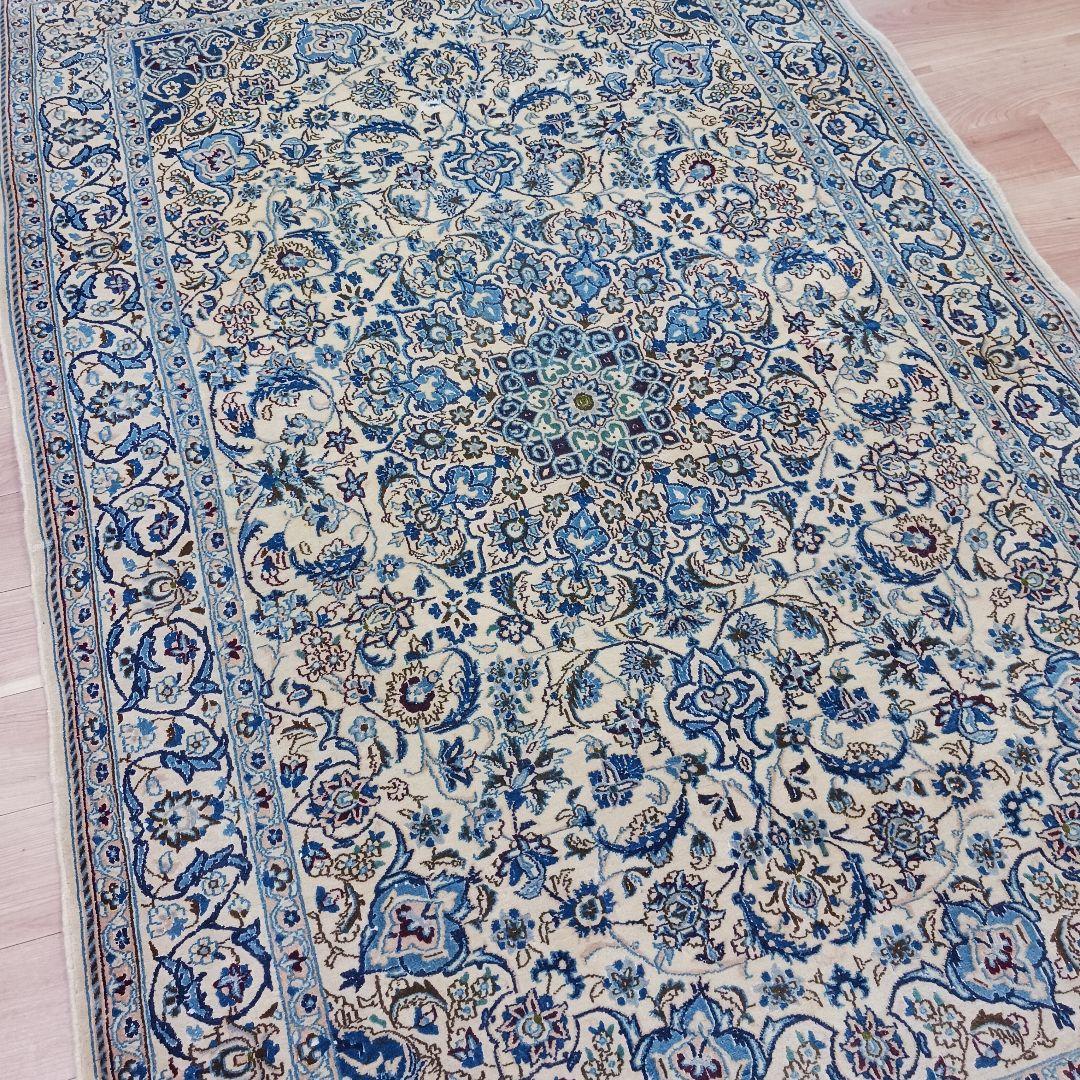 おはなY2602 ペルシャ絨毯 イラン ナイン産 ウール 手織り絨毯 大判