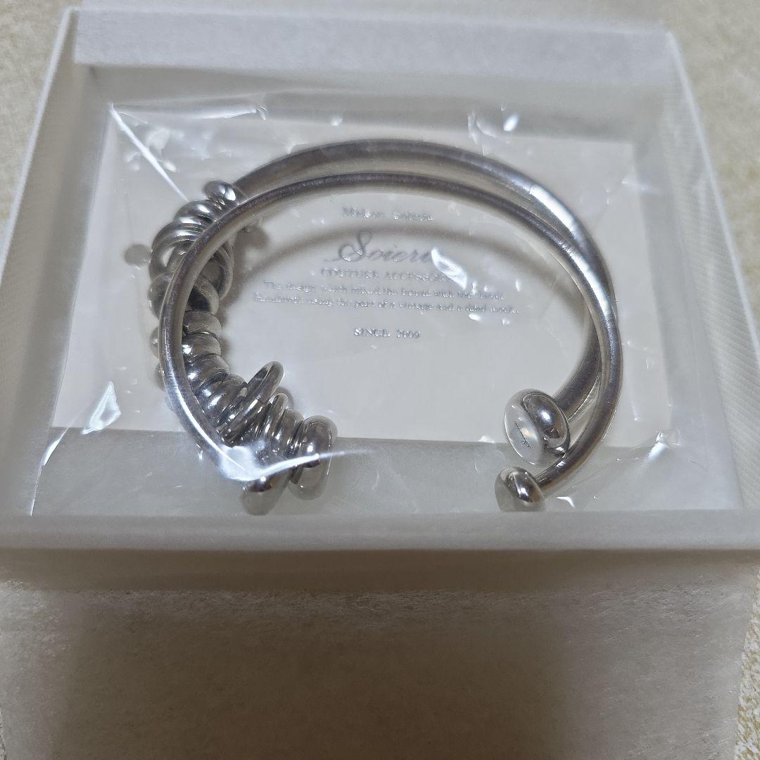 soierie コイルバングル