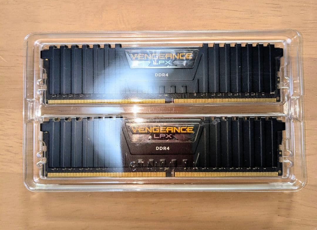 【中古】 CORSAIR DDR4 3200MHz 16GB (8GB×2)