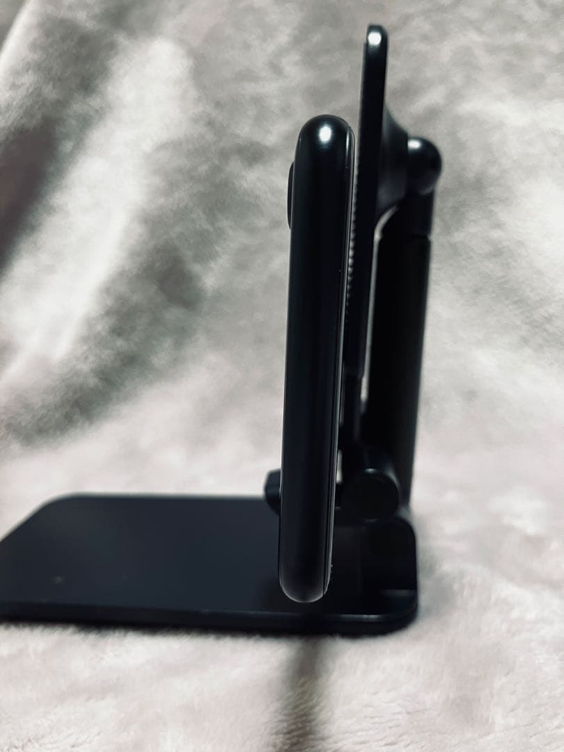 iPhone SE3 128GB ミッドナイト 美品