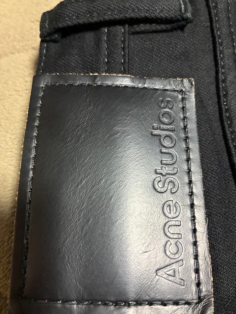 Acne Studios ブラック デニム