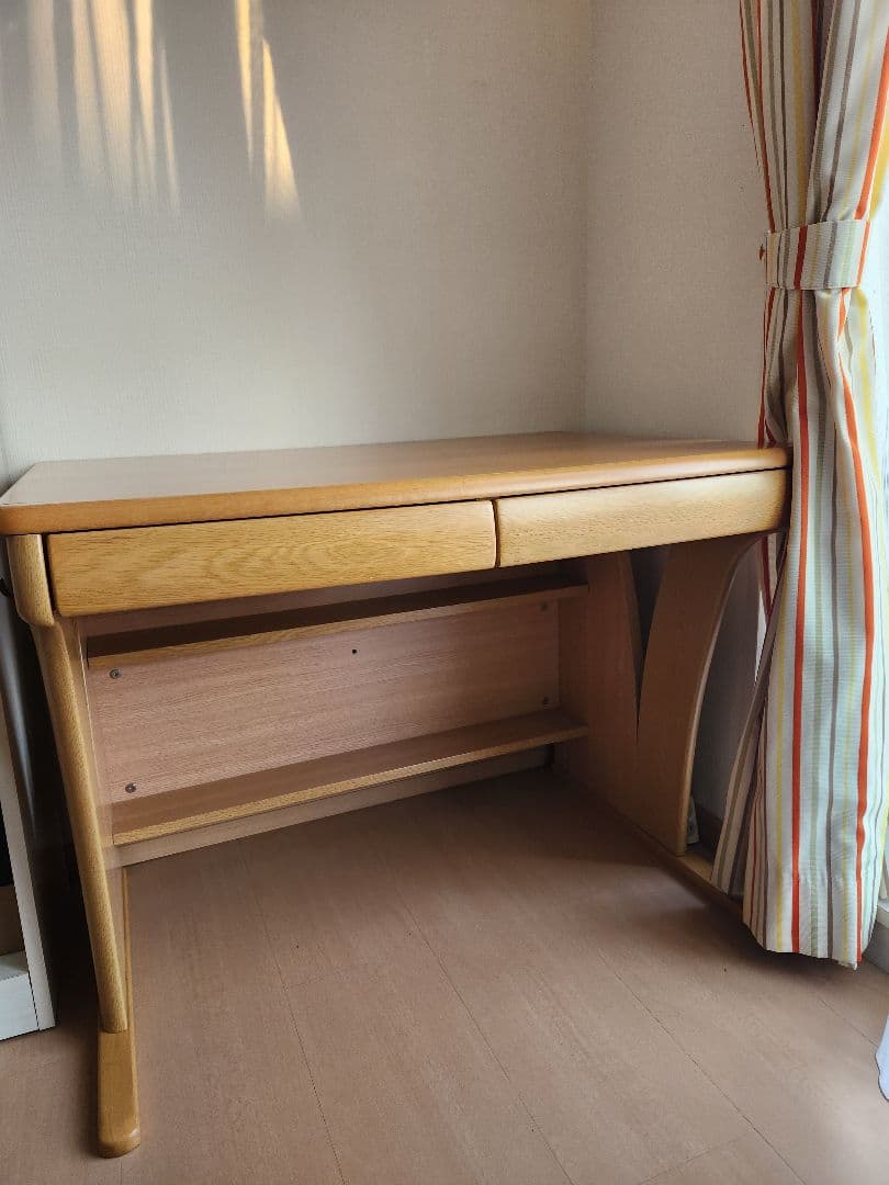 木製デスク　学習机