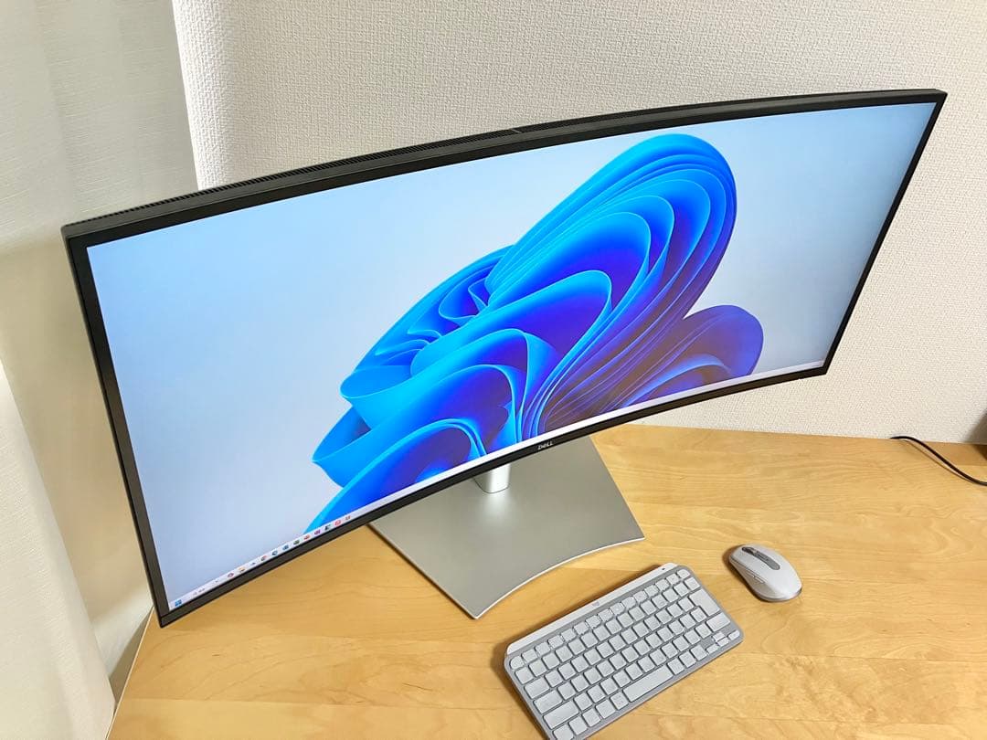 【週末値下げ】Dell U4025QW 5K2K 120Hz 40型曲面モニター