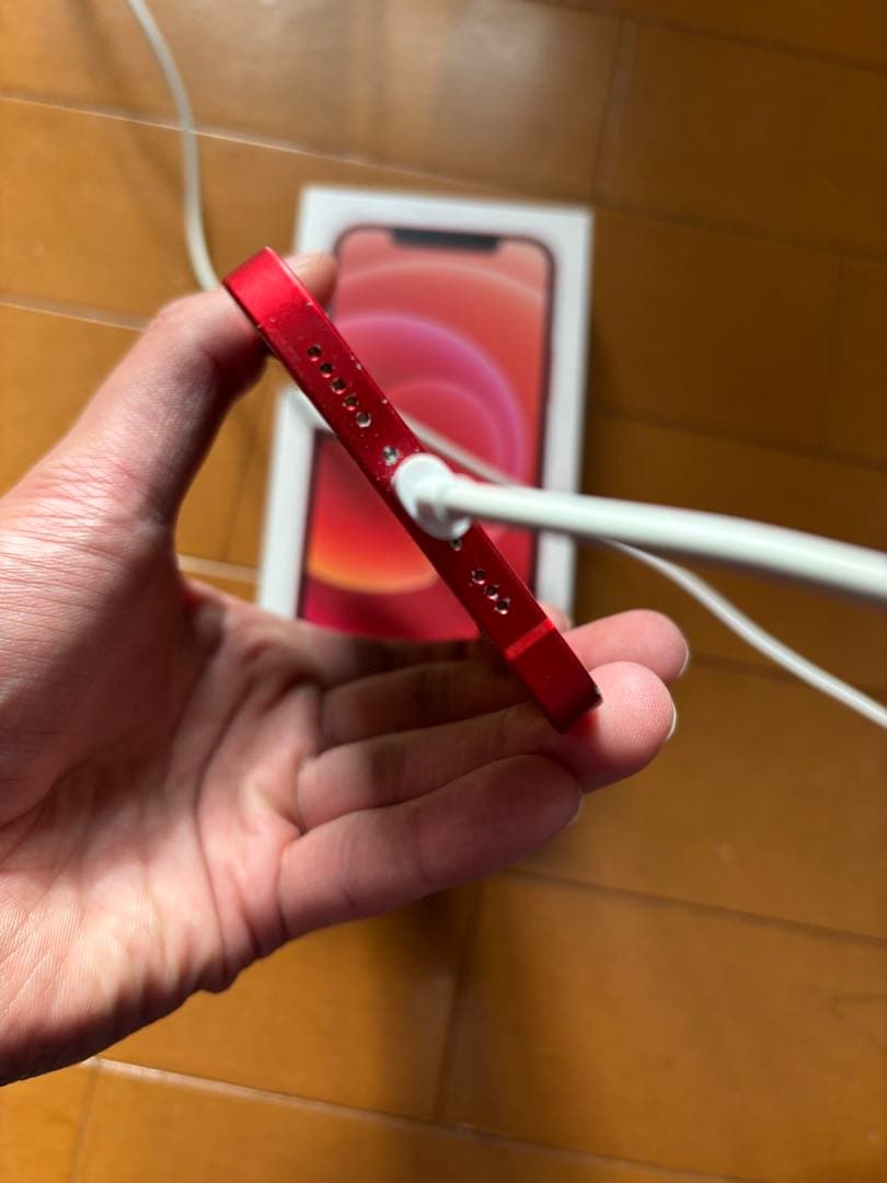 Apple iPhone 12 レッド 本体