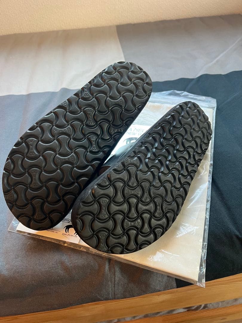 ユッタニューマン　アリス　D9