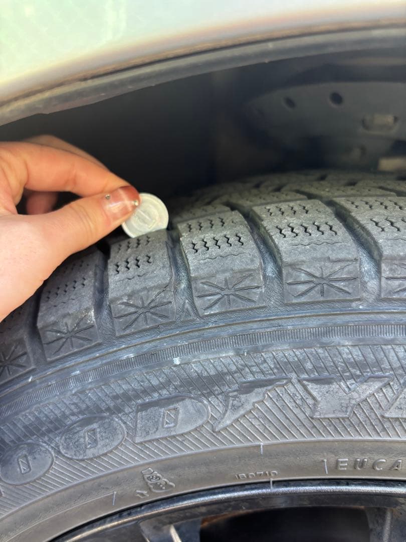 LOXARNY15インチ GOODYEAR ICENAVI6ホイールタイヤセット