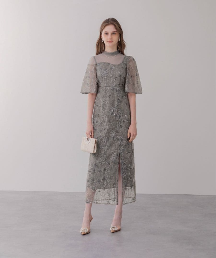 LEJA 花柄刺繍スパンコールベロアスリットIラインドレスワンピース