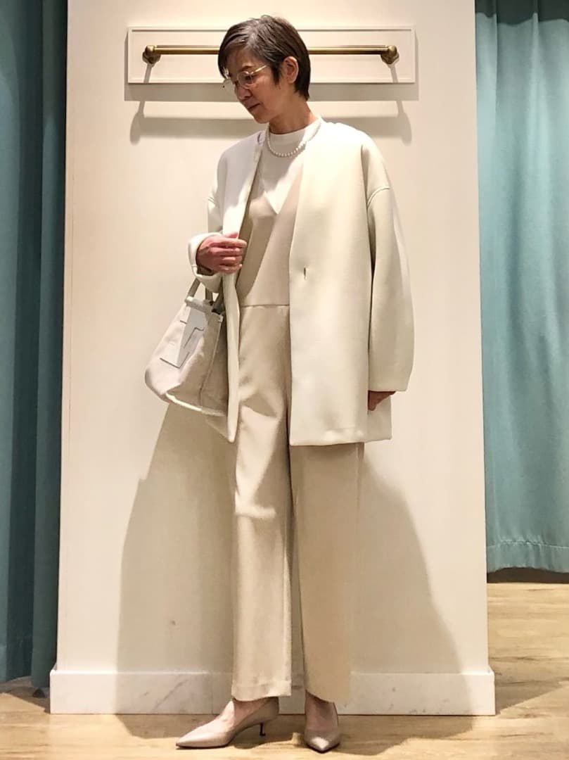 美品NOLLEY'Sノーリーズ　ダンボール　コートショート丈ホワイト