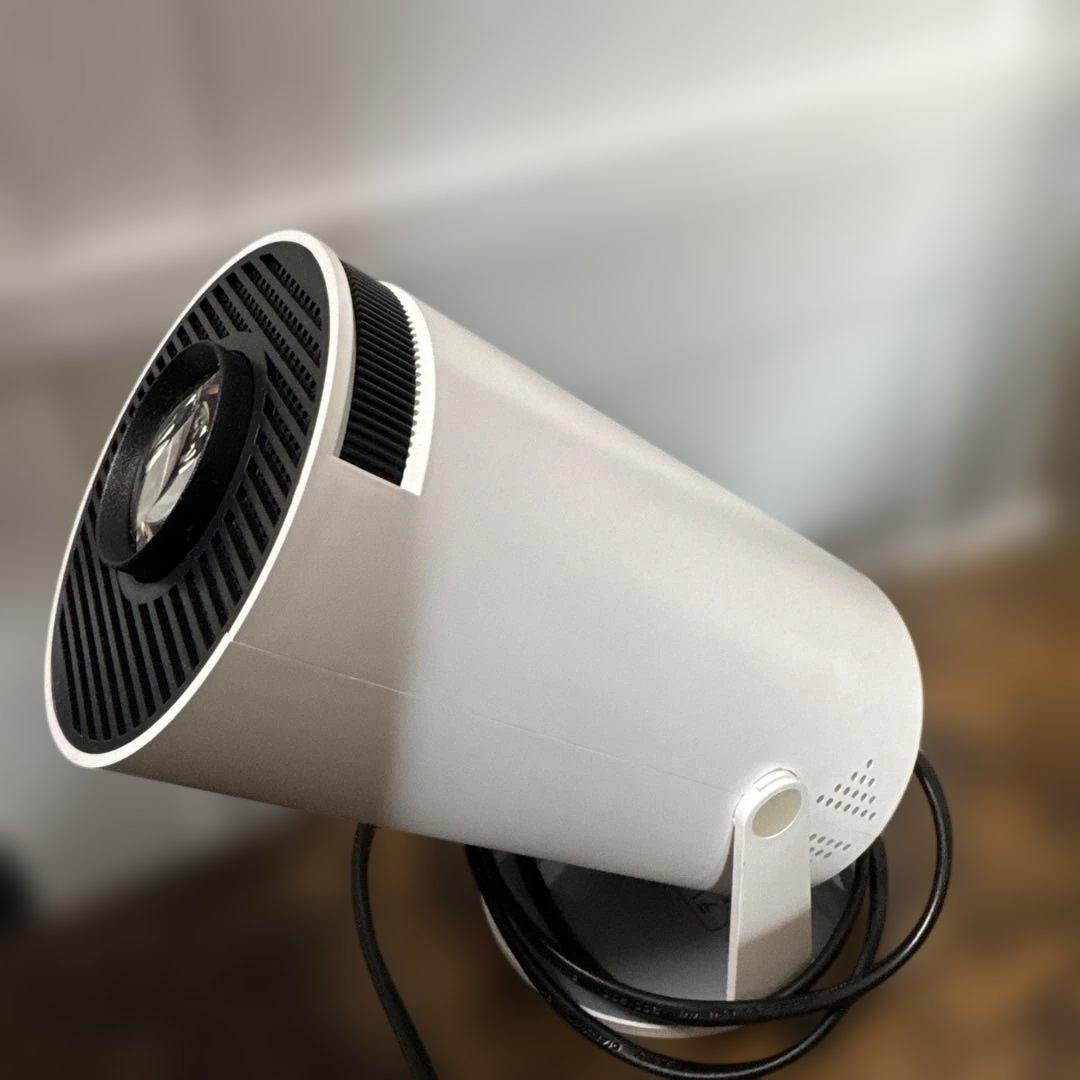 ホワイトプロジェクター 本体 HDMI USB