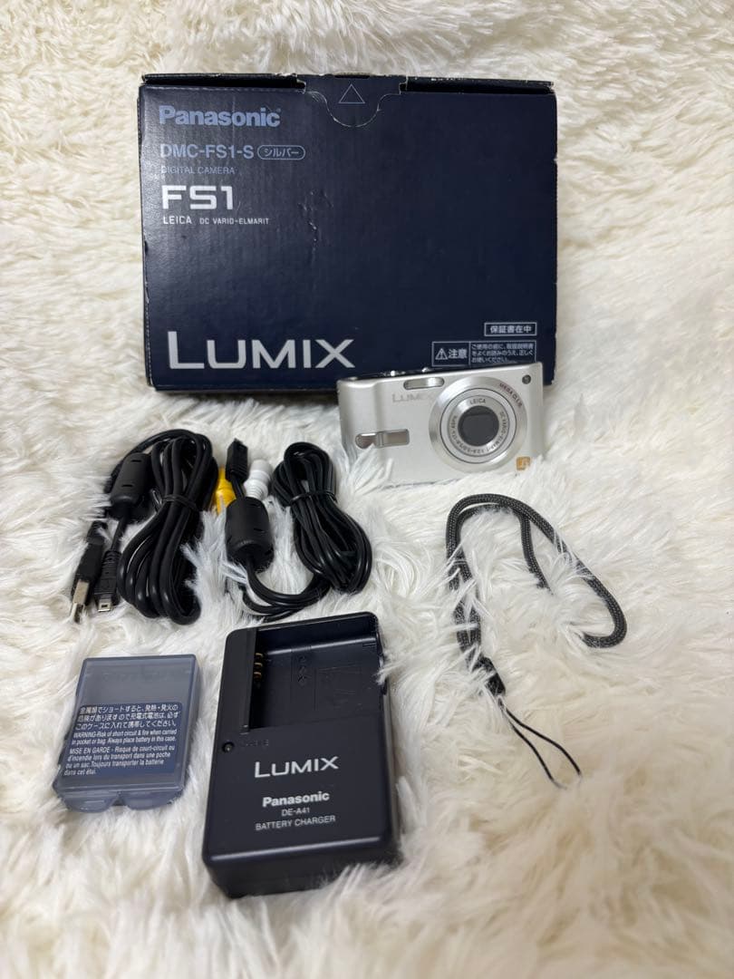 Panasonic パナソニック LUMIX DMC-FS1 デジカメ
