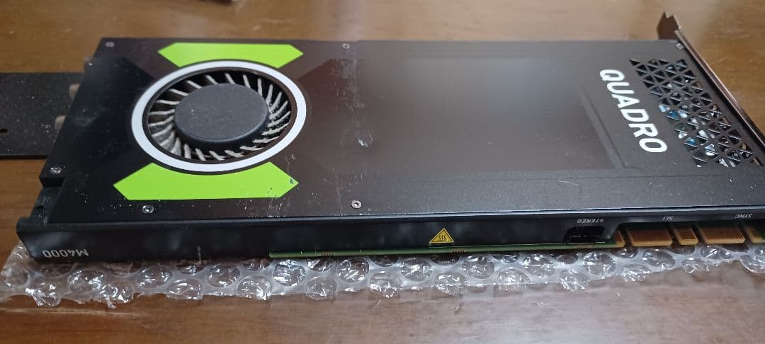 QUADRO M4000 グラフィックボード