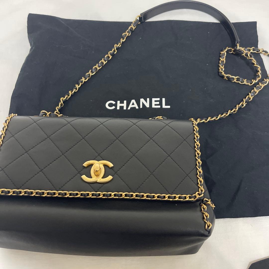 CHANEL フラップバッグ　黒　1回使用！