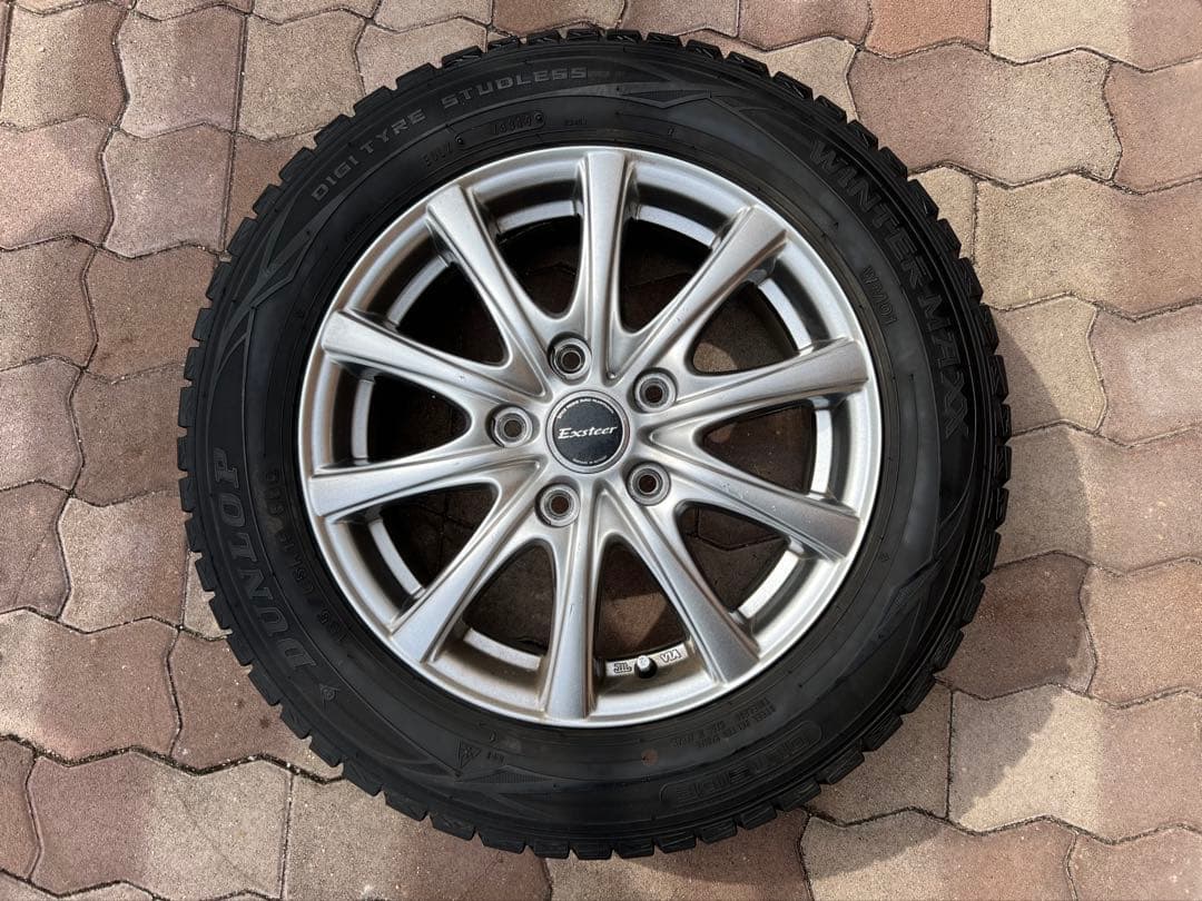 DUNLOP 15インチ スタッドレスタイヤ ホイールセット フリード
