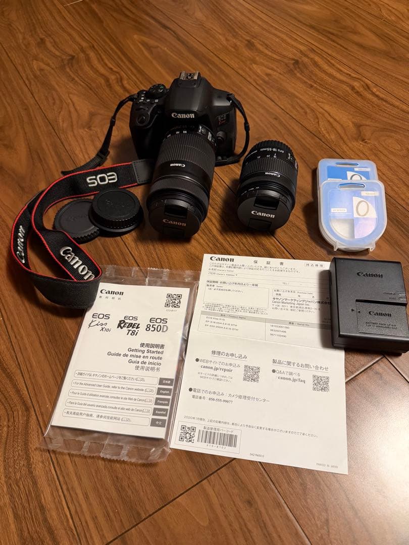 Canon EOS Kiss X10i デジタル一眼レフ ダブルズームキッド