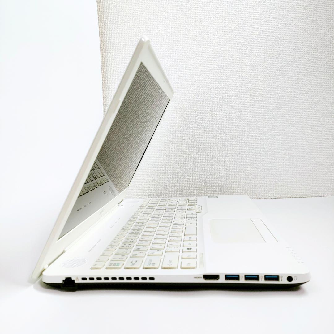 Corei7✨️Windows11/富士通/オフィス付き白ノートパソコン/DVD