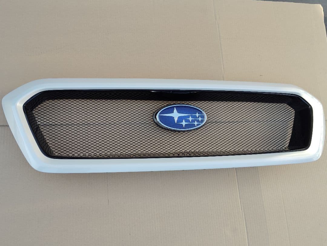 スバル　レヴォーグVM系前期型　純正フロントグリル　クリスタルホワイトパール