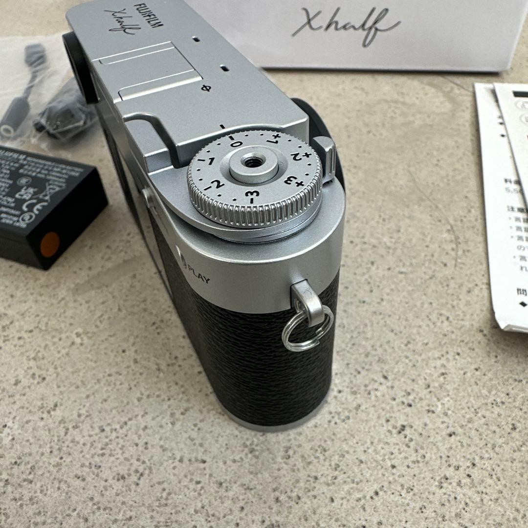 早い者勝ち！FUJIFILM Xhalf コンパクトデジタルカメラ