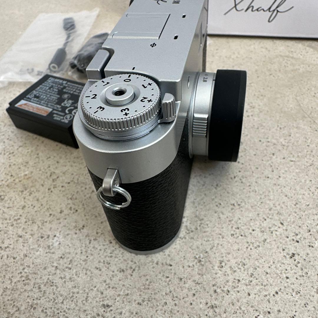 早い者勝ち！FUJIFILM Xhalf コンパクトデジタルカメラ