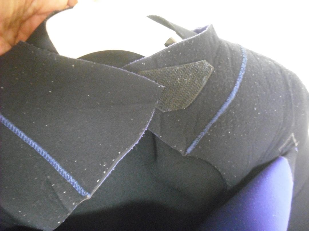 【生地柔らかく・浸水わずか】セミドライウエットスーツ　ｃｏｌｔｅｘ．　Ｍ相当