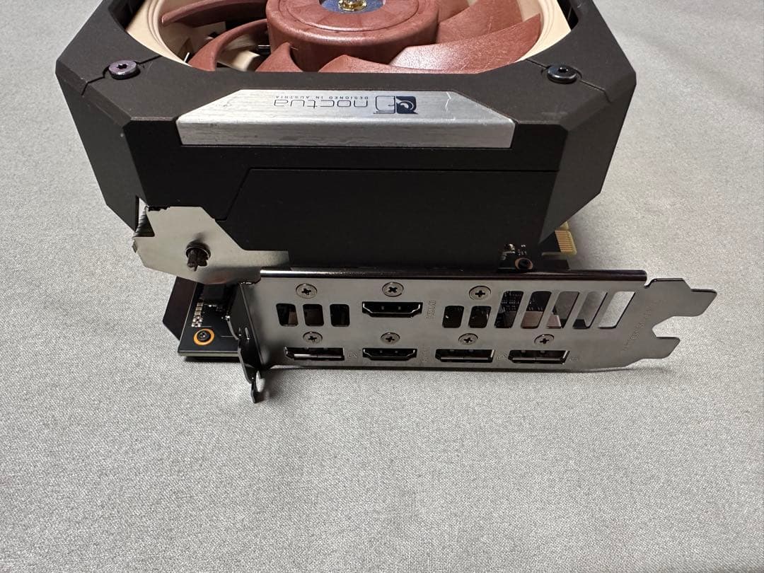 ASUS RTX 3070 Noctua 8GB LHR OCモデル 限定版