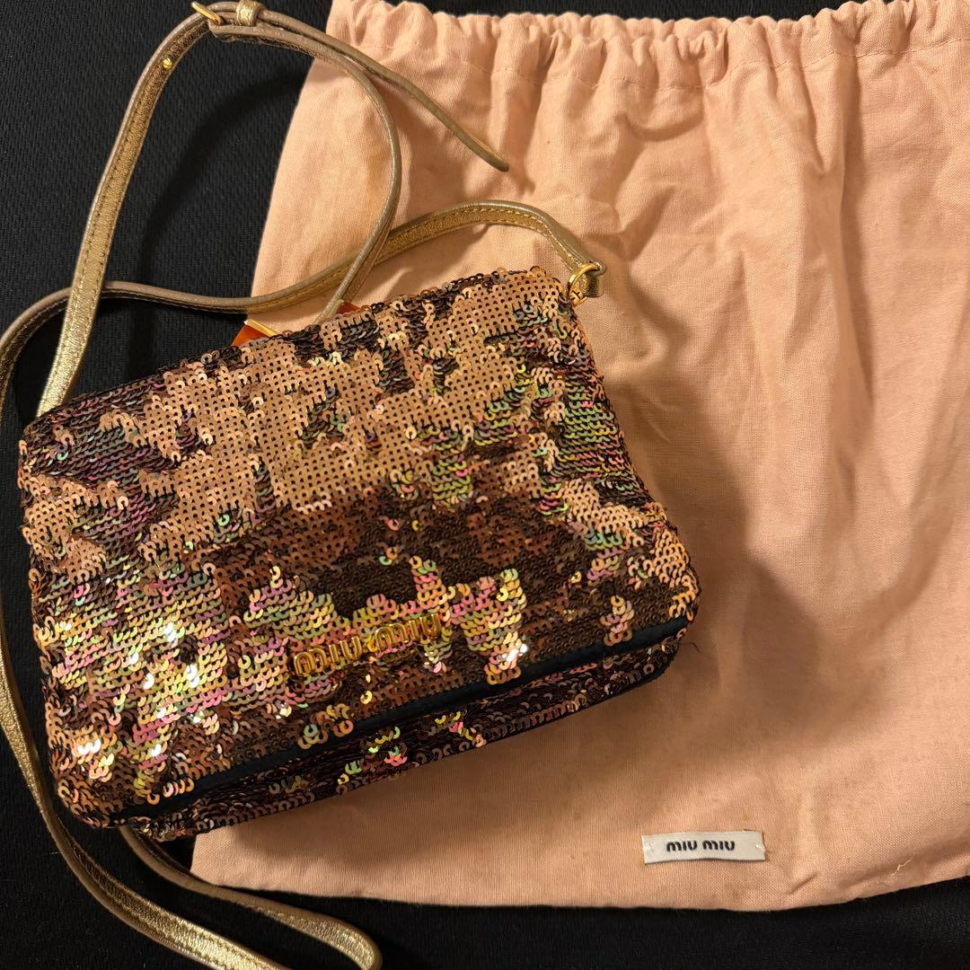 miu miu スパンコール クラッチバッグ　がま口　パーティバック　結婚式