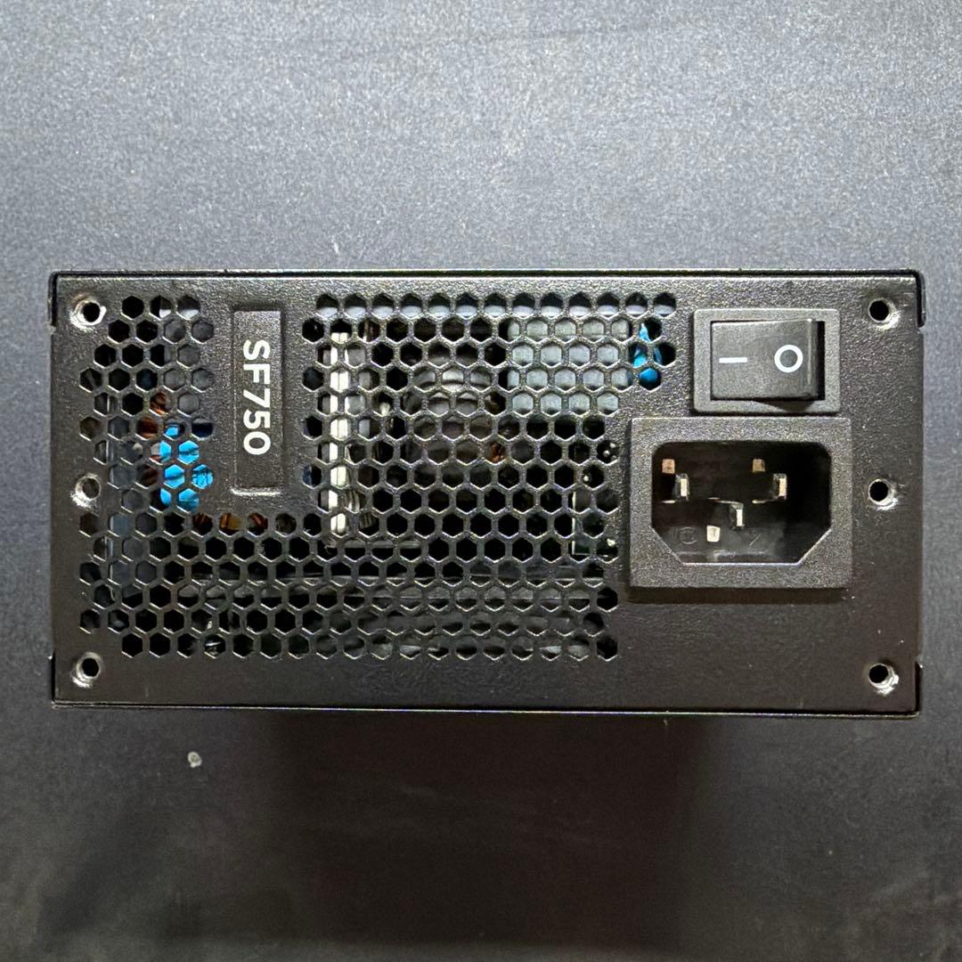CORSAIR SF750 電源ユニット