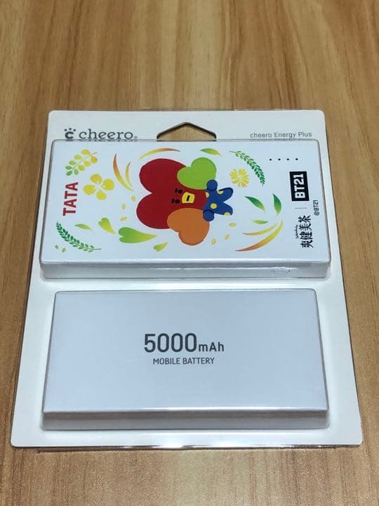 爽健美茶　bt21 モバイルチャージャー　バッテリー　TATA