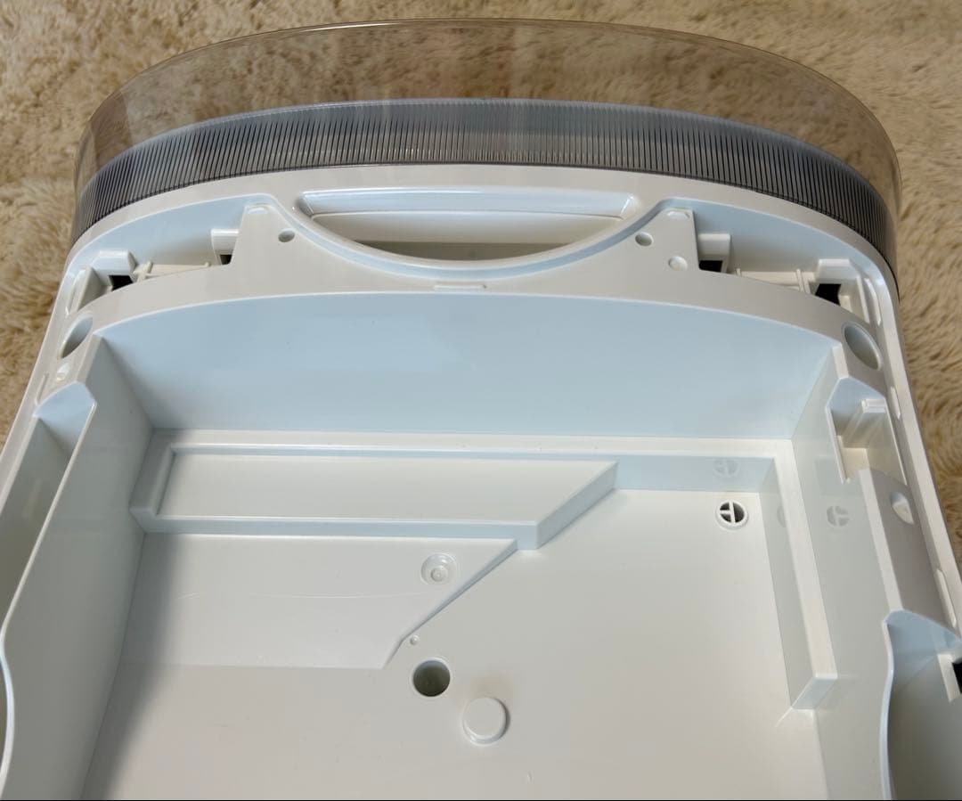 シャーププラズマクラスター7000空気清浄機FU-P50-W（新品フィルタ付）