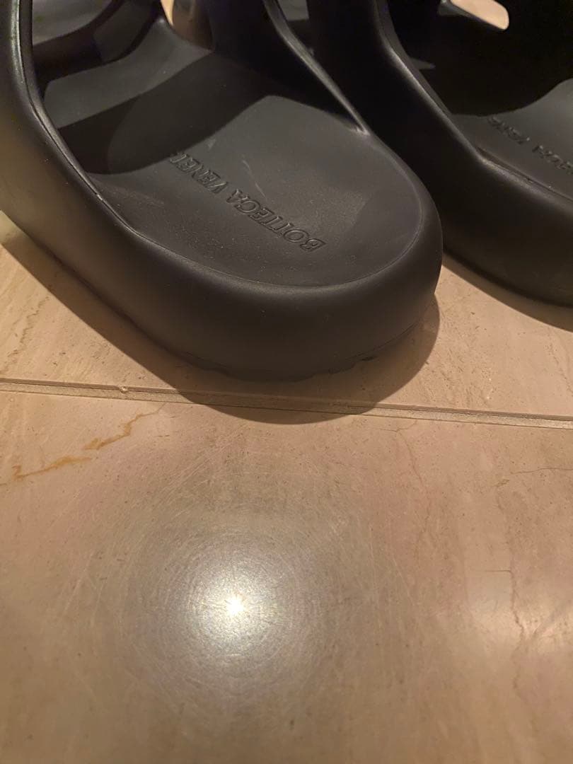 BOTTEGA VENETA ボッテガ　バンドスライド　サンダル