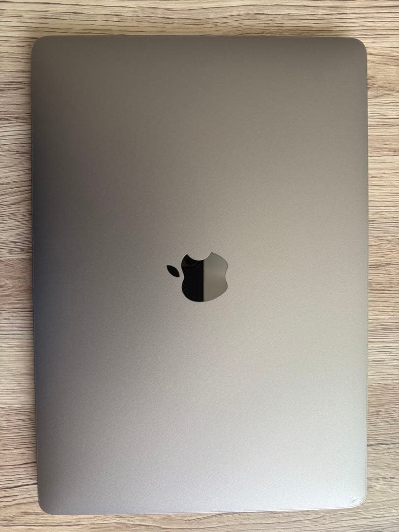 MacBookPro M2 13インチ 16GB 256GB スペースグレー