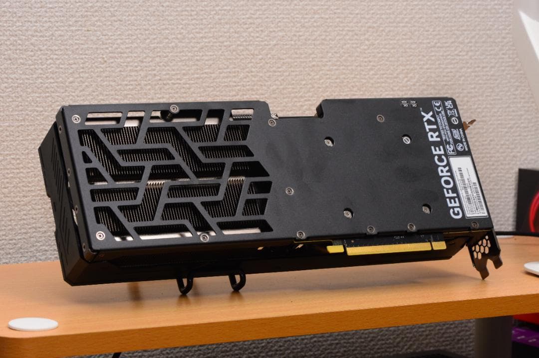 グラフィックボード・グラボ・ビデオカード Palit 4070Super Jetstream