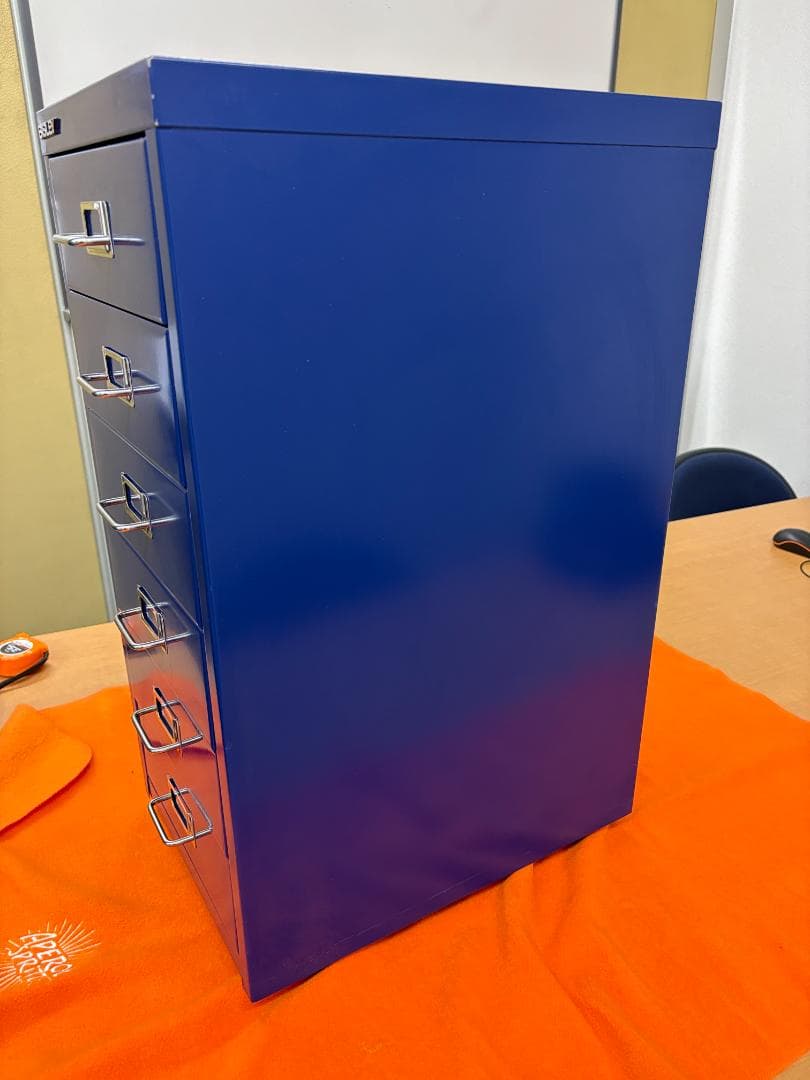 BISLEY スチール製 6段引き出しキャビネット　996BA3/6ST