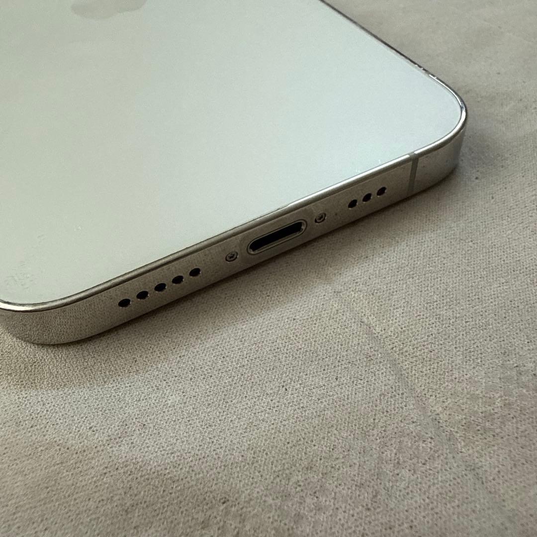 iPhone12 Pro シルバー　256GB