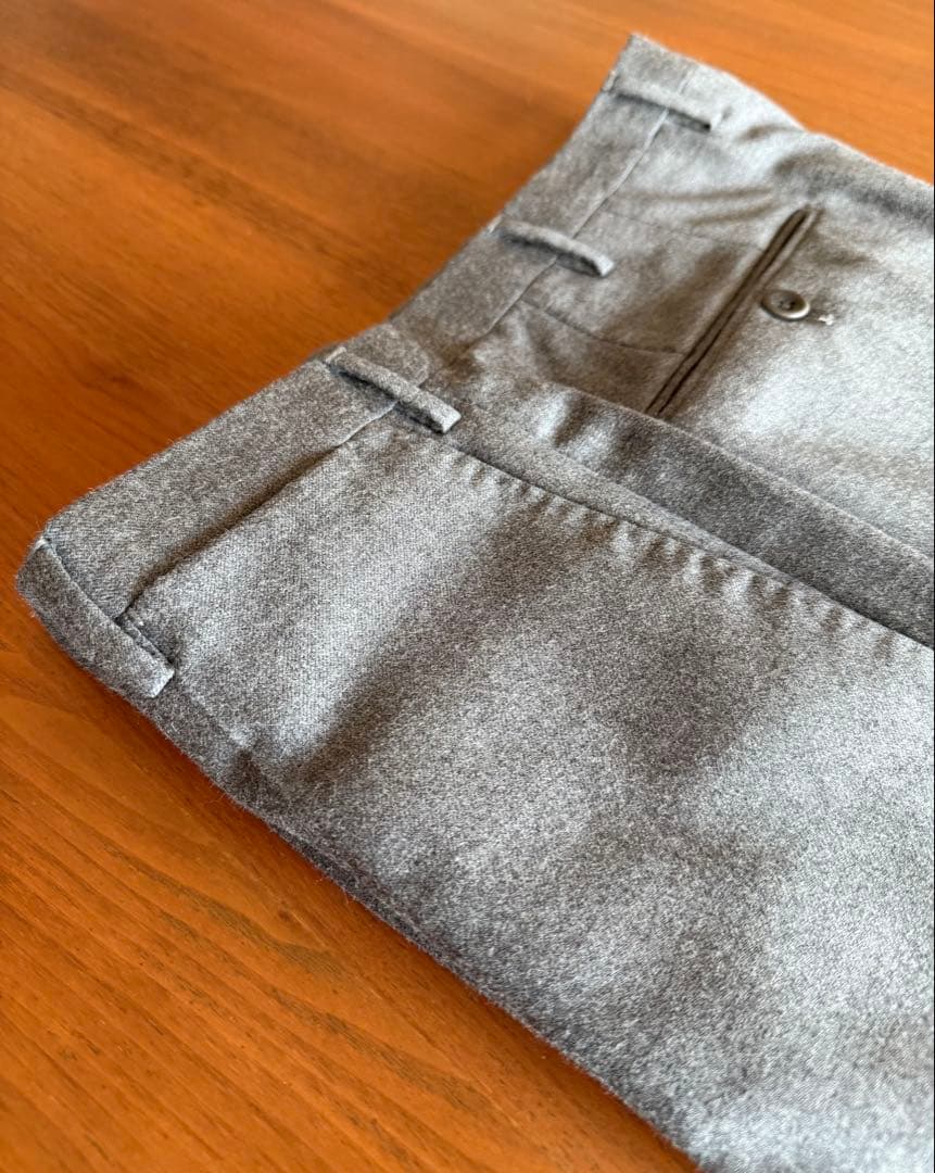 インコテックス スリムフィット ウールサキソニー ライトグレー サイズ48