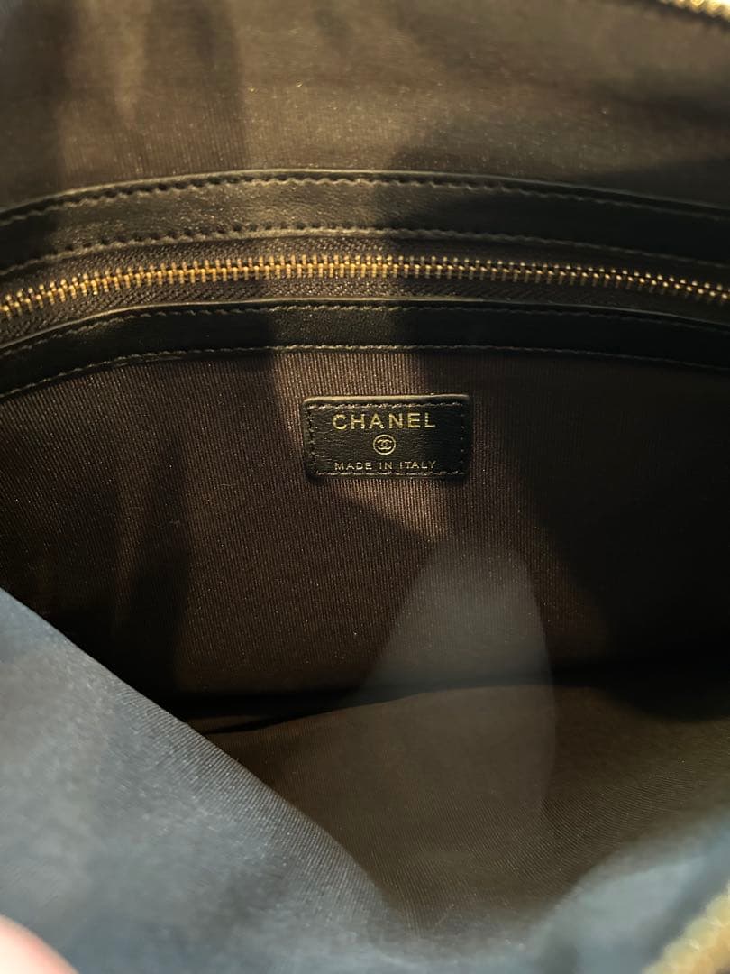 【CHANEL】キルティング クラッチバッグ