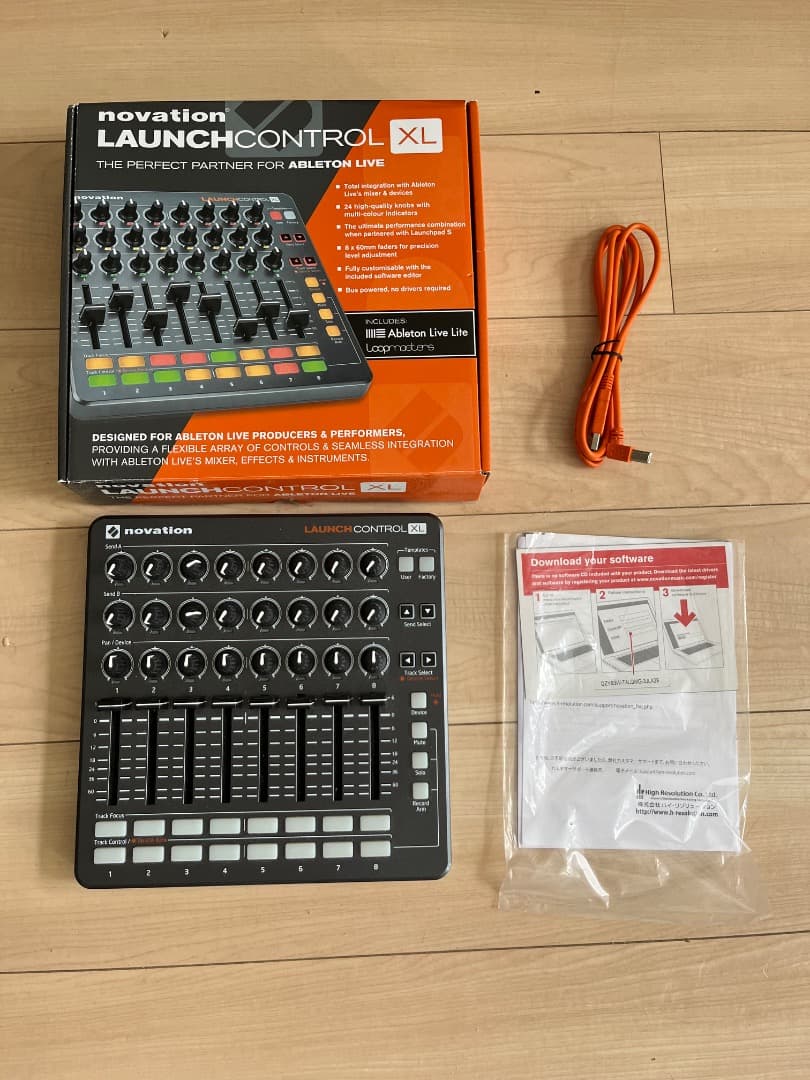 [美品] NOVATION LaunchControl XL