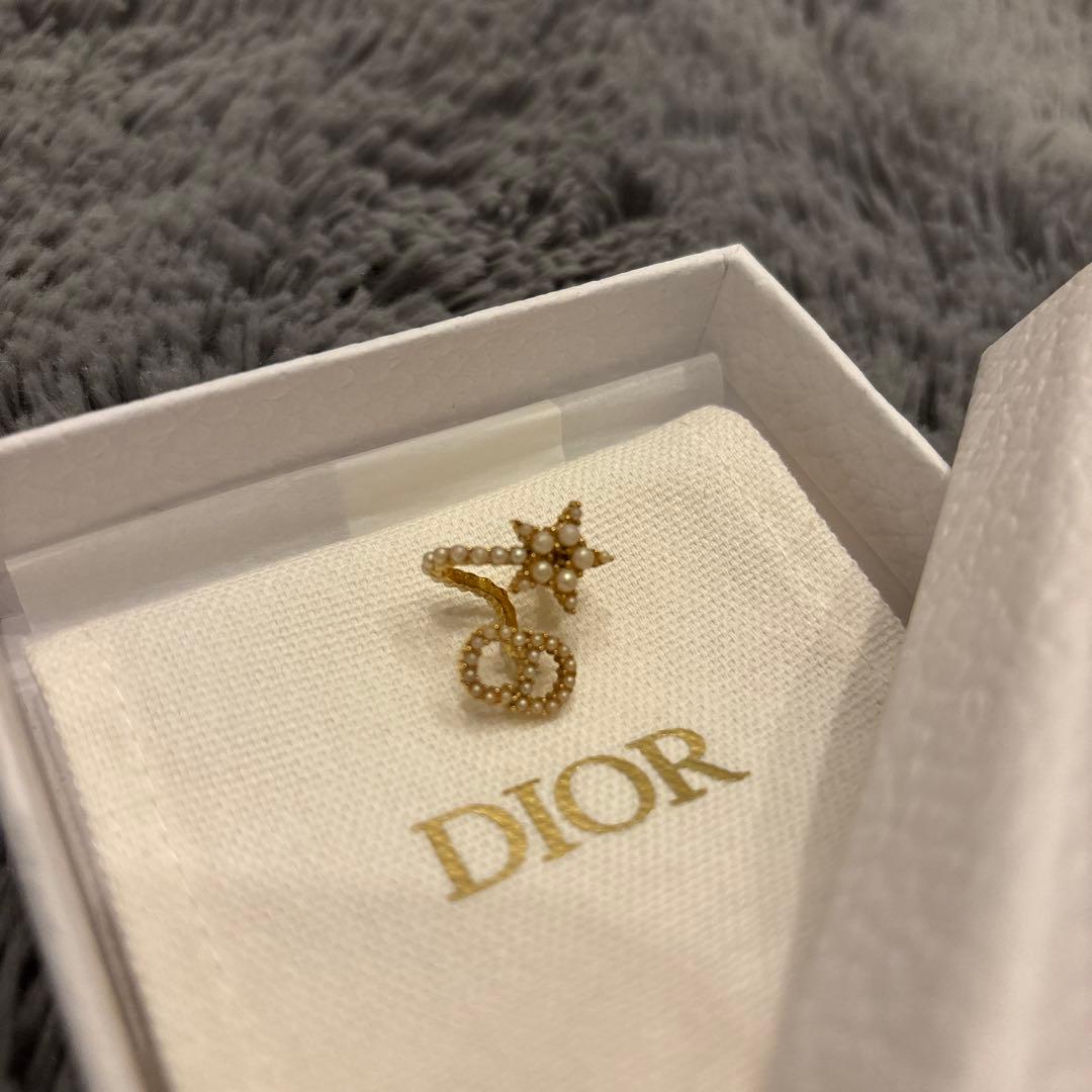Dior 片耳用ピアス クレールディーリュヌ