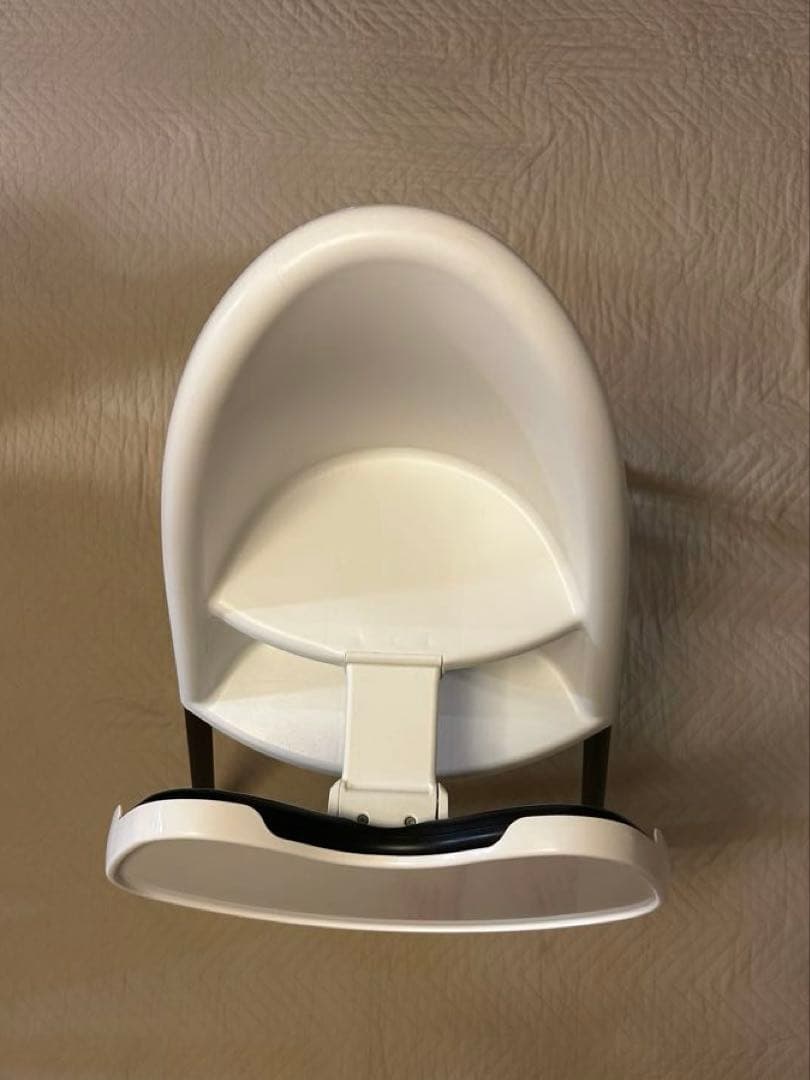 ベビービョルン　ハイチェア(ベルトなし)