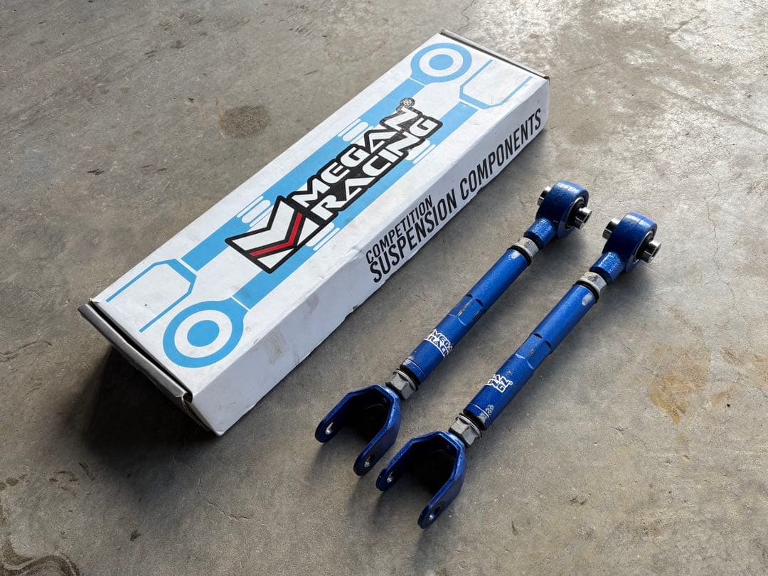 MEGAN RACING キャンバーアーム　V36 Z34