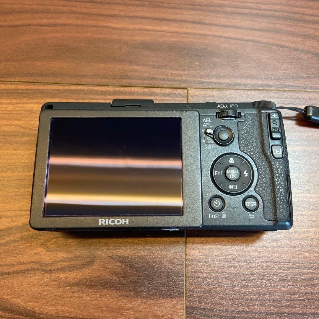 RICOH GR デジカメ ほぼ新品 4938