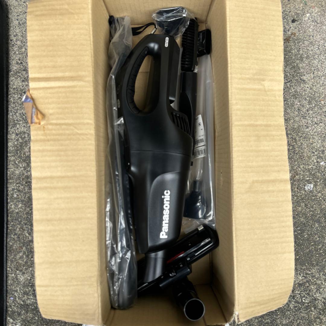 Panasonic ハンディクリーナー ブラック 本体のみ