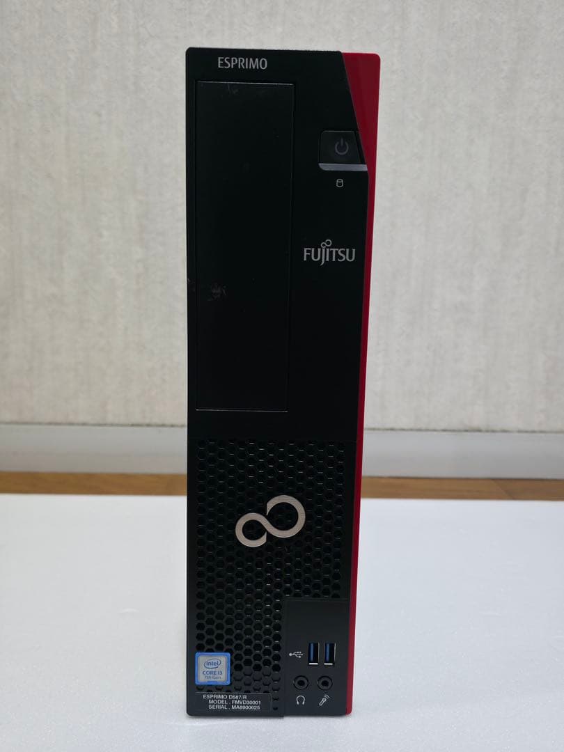 ■富士通 ESPRIMO D587/R i3-7100/8GB/HDD500GB