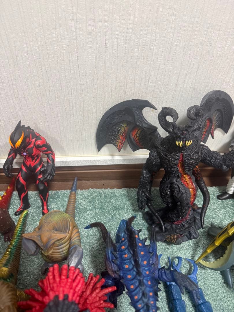 d*2様 ウルトラ怪獣　その他　ソフビ　93体まとめ売り　送料込み　一部レトロあ