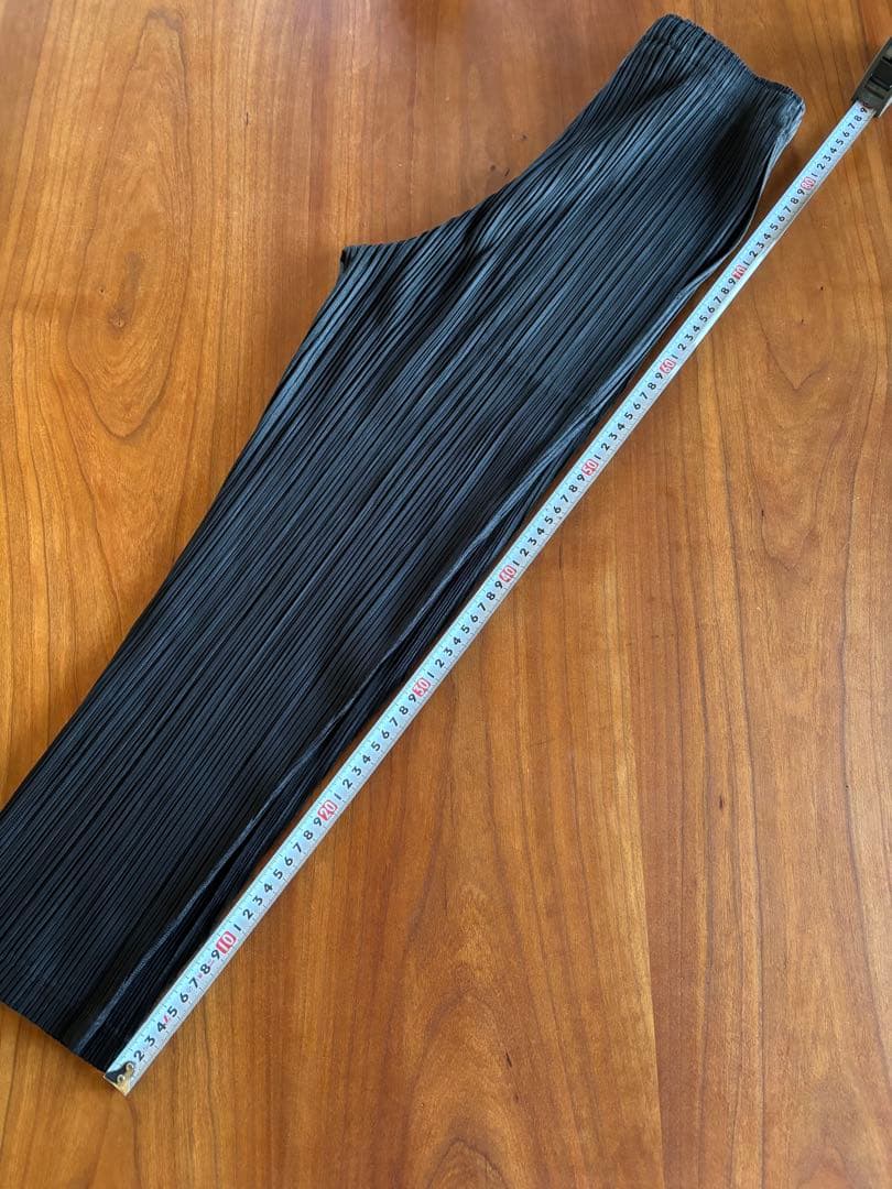 値下げ中○プリーツプリーズ PLEATS PLEASE シッカーパンツ　黒