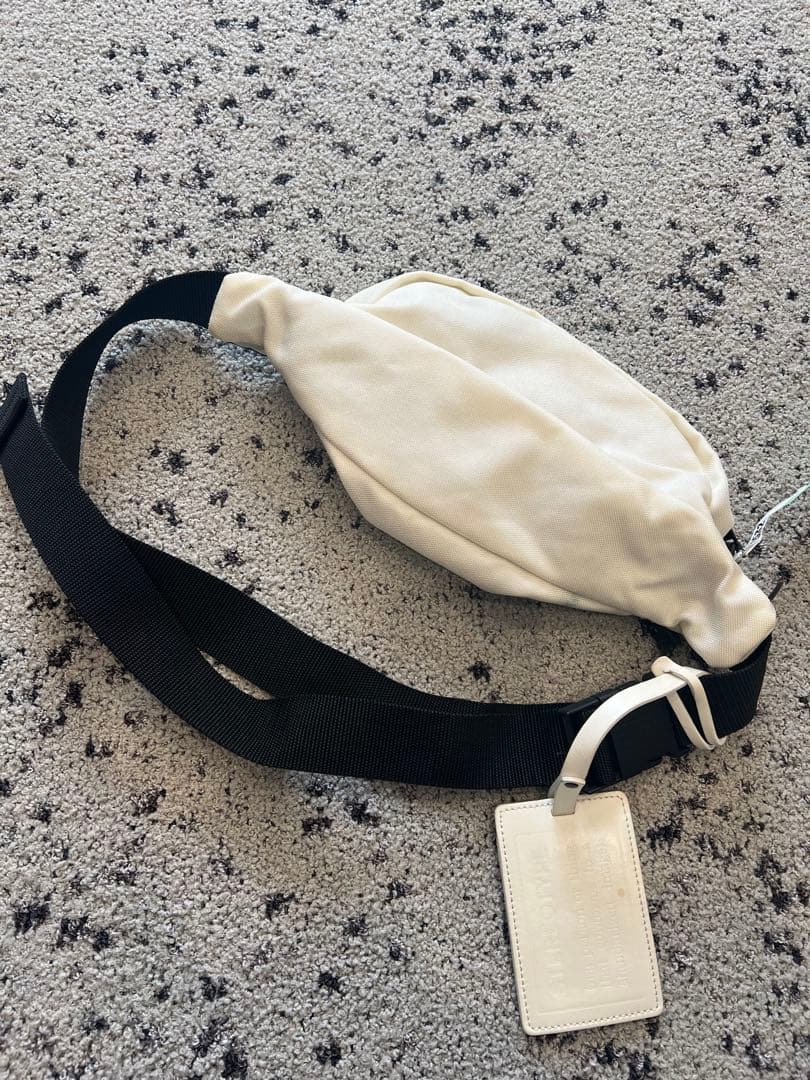 メゾンマルジェラ ボディバッグ