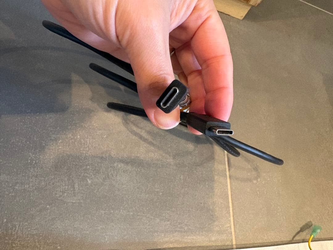 PHILIPS 27インチモニター 27E1N3300A/11