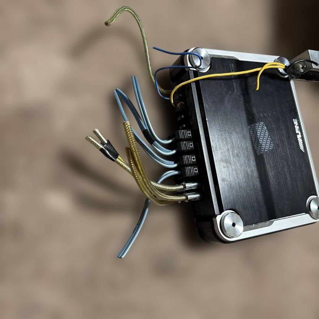 ALPINE 100w×4chパワーアンプPDX-4.100☆接続カプラー4ヶ付